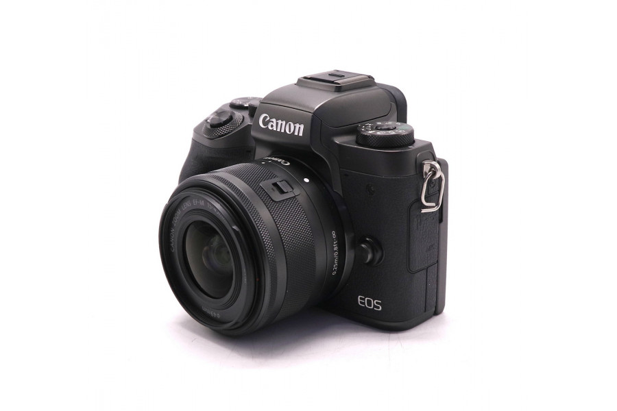Canon EOS M5 kit box (пробег 3530 кадров)