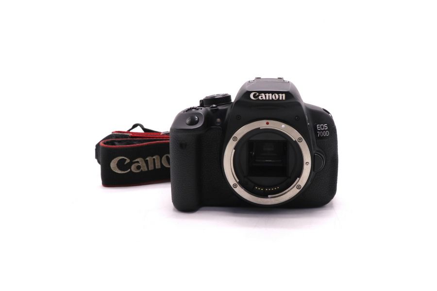 Камера Canon EOS 700D body (пробег 50145 кадров)