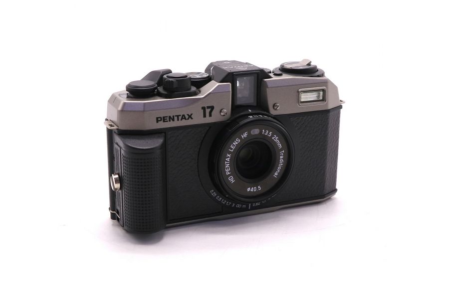 Пленочный фотоаппарат Pentax 17 в упаковке