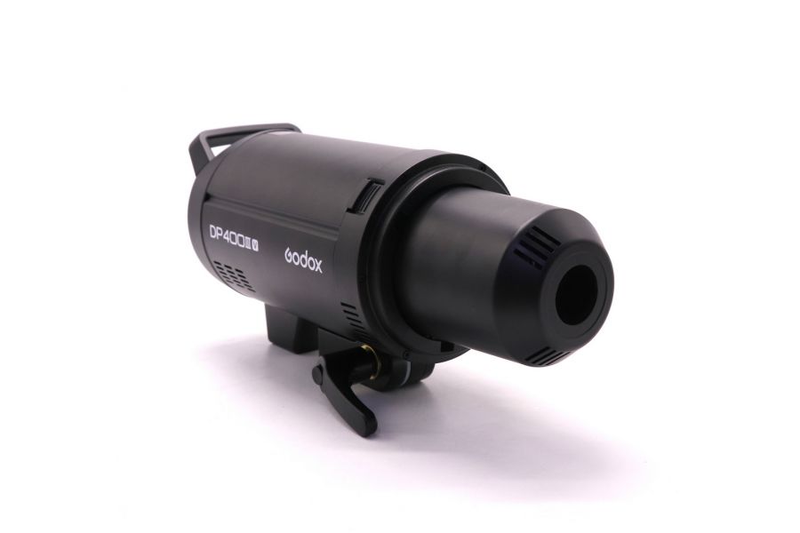 Вспышка студийная Godox DP400IIIV в упаковке