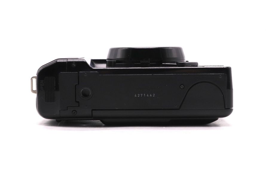 Плёночная автофокусная камера Canon AF35M II QD 