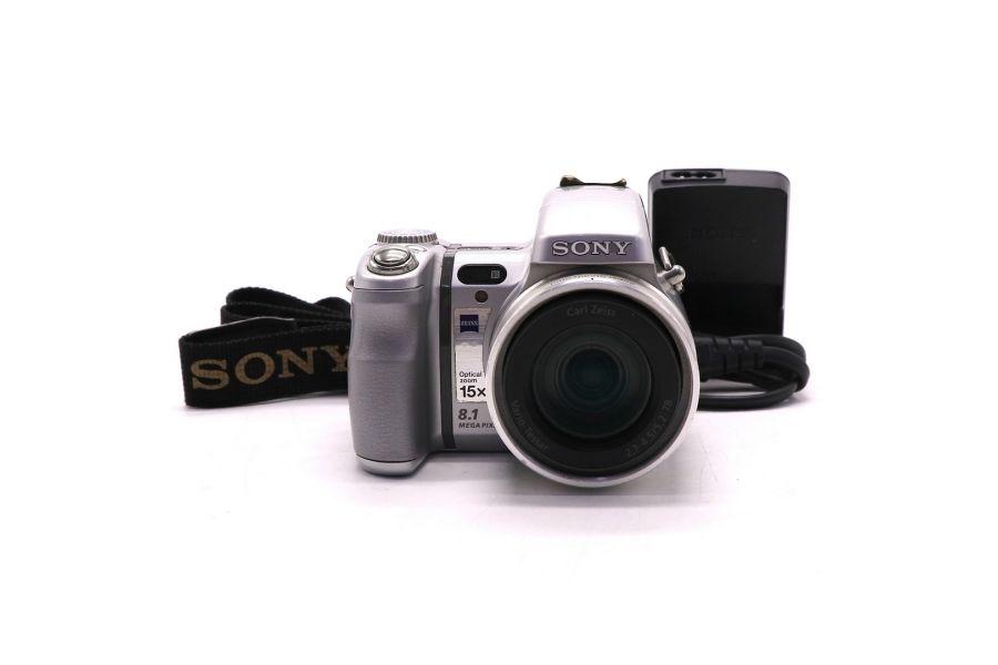 Фотоаппарат цифровой Sony Cyber-shot DSC-H9 