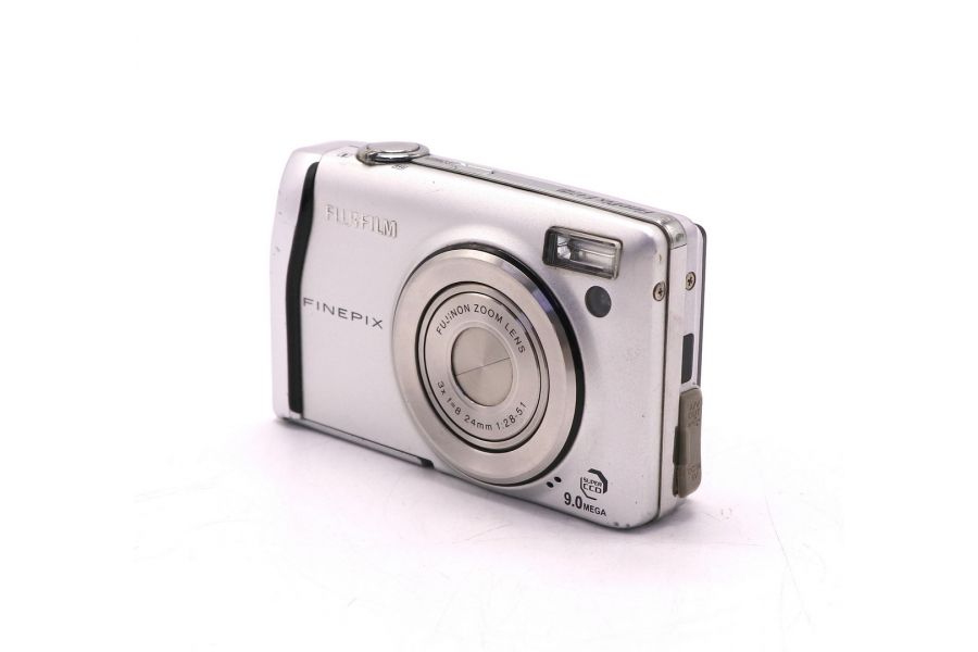 Компактная цифровая камера Fujifilm FinePix F47fd