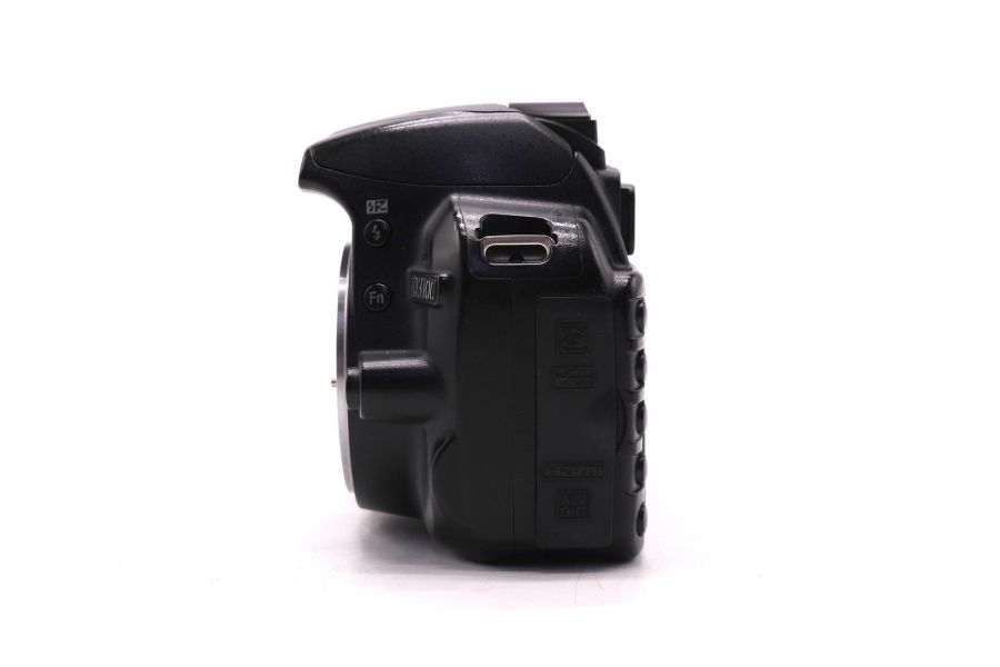 Фотокамера Nikon D3100 body (пробег 157910 кадров)