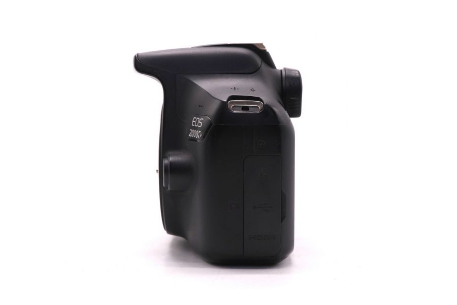Фотокамера Canon EOS 2000D body (пробег 47855 кадров)