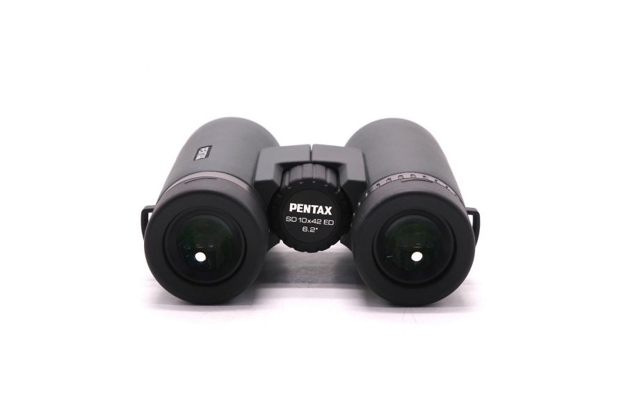 Бинокль Pentax SD 10x42 WP водонепроницаемый