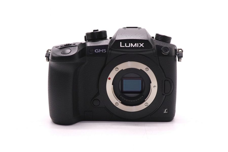 Panasonic Lumix DC-GH5 body в упаковке (пробег 45 кадров)