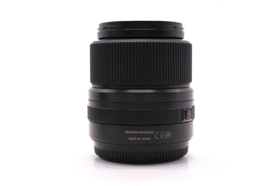 Объектив Fujifilm GF 45mm f/2.8 R WR в упаковке