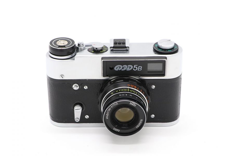 Малоформатный дальномерный фотоаппарат Фэд 5В