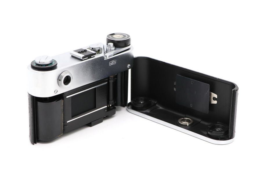 Малоформатный дальномерный фотоаппарат Фэд 5В