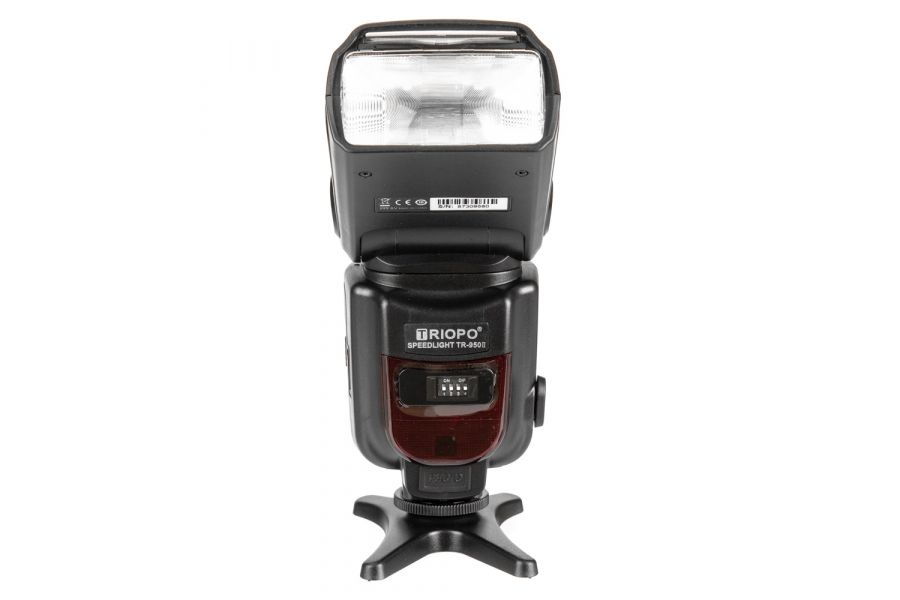 Фотовспышка Triopo SpeedLight TR-950II