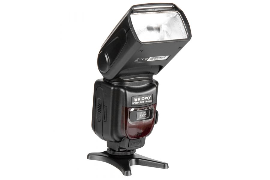 Фотовспышка Triopo SpeedLight TR-950II
