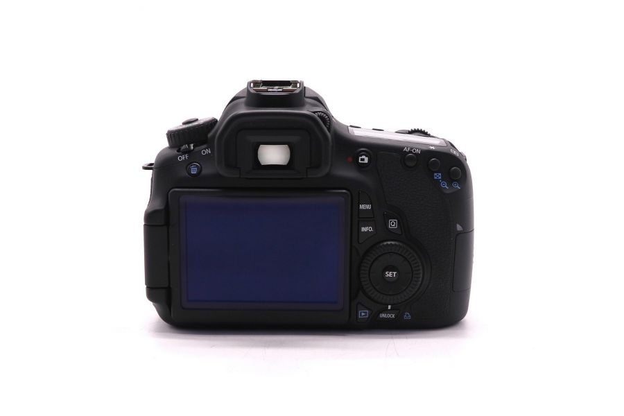 Фотоаппарат Canon EOS 60D kit (пробег 6000 кадров)