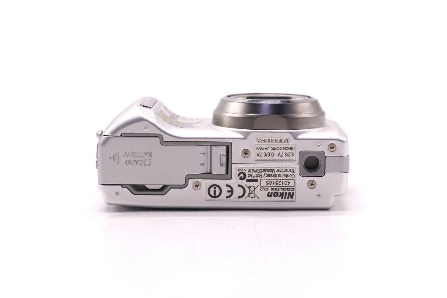 Компактная цифровая камера Nikon Coolpix P2
