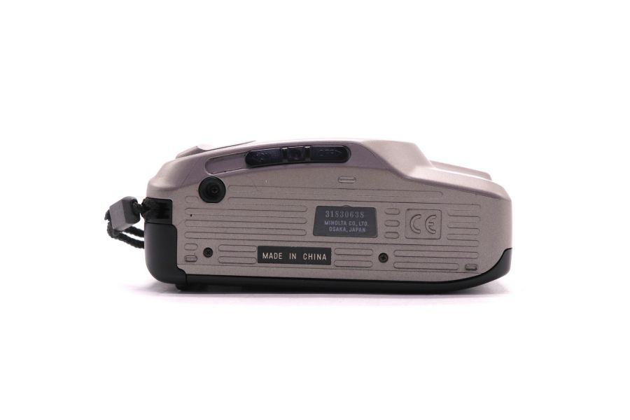 Фотоаппарат Minolta Riva Zoom 70 в упаковке