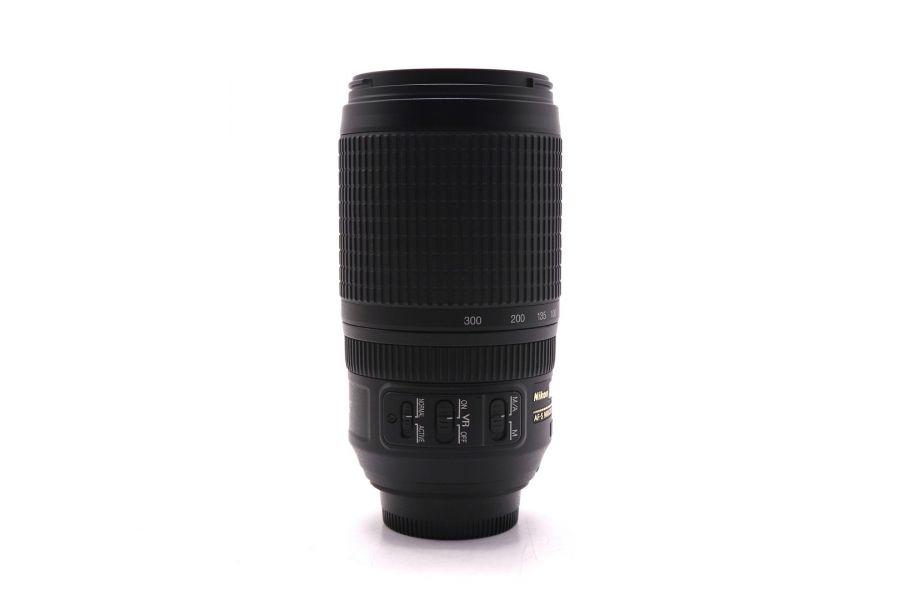 Nikon 70-300mm f/4,5-5,6G ED-IF AF-S VR Zoom-Nikkor в упаковке