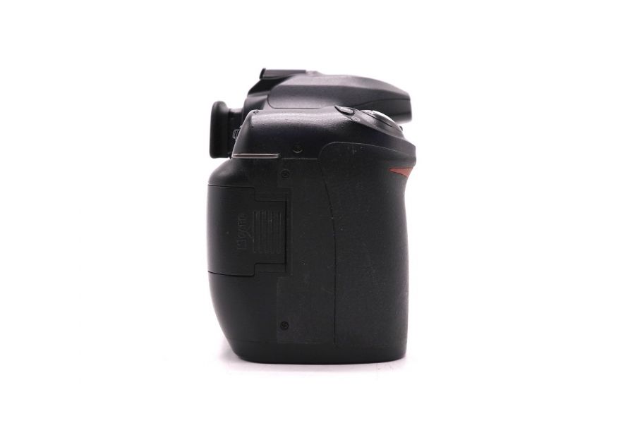 Фотоаппарат Nikon D50 body (пробег 19000 кадров)