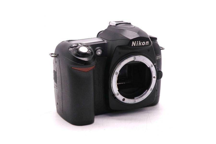 Фотоаппарат Nikon D50 body (пробег 19000 кадров)