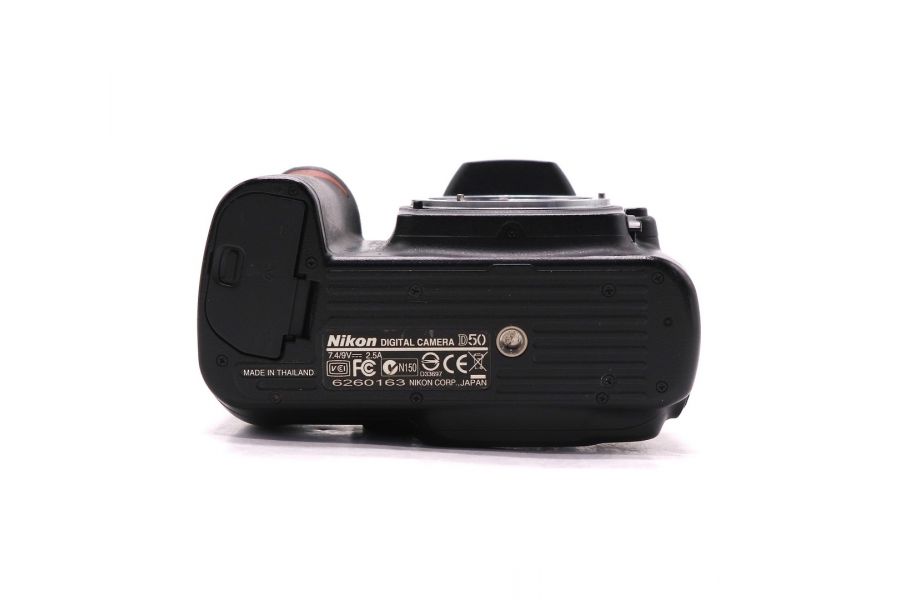 Фотоаппарат Nikon D50 body (пробег 19000 кадров)