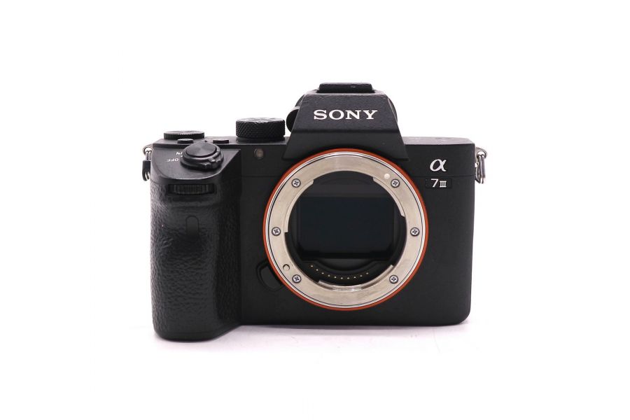 Фотокамера Sony A7III ILCE-7M3 body (пробег 21910 кадров)