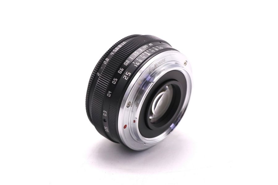 TTartisan 25mm f/2 APS-C for Sony E в упаковке