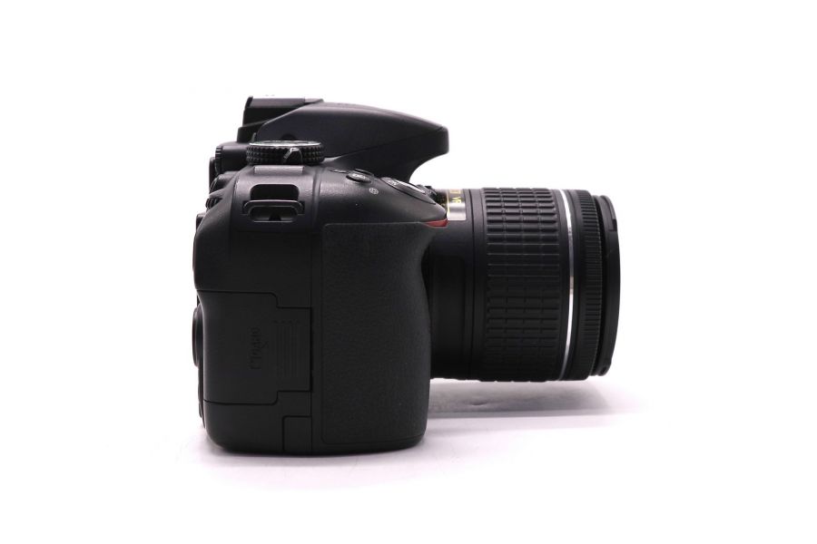 Nikon D5300 kit в упаковке (пробег 13000 кадров)
