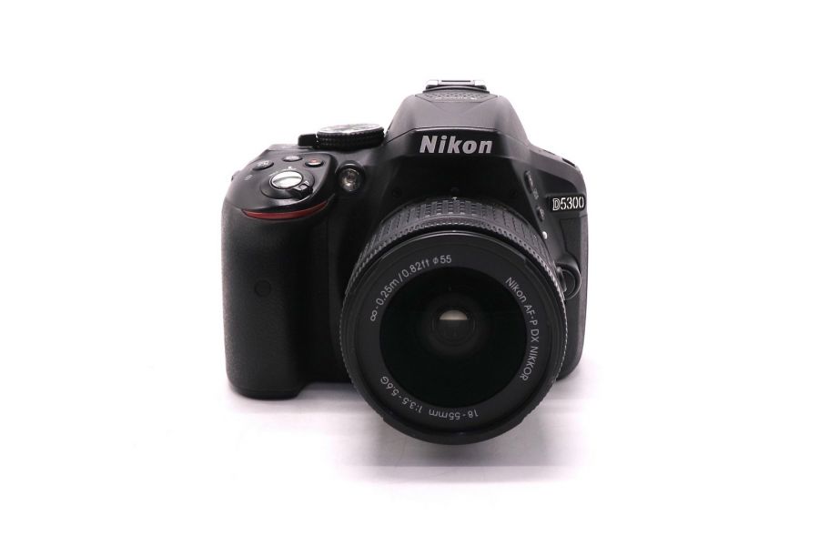 Nikon D5300 kit в упаковке (пробег 13000 кадров)