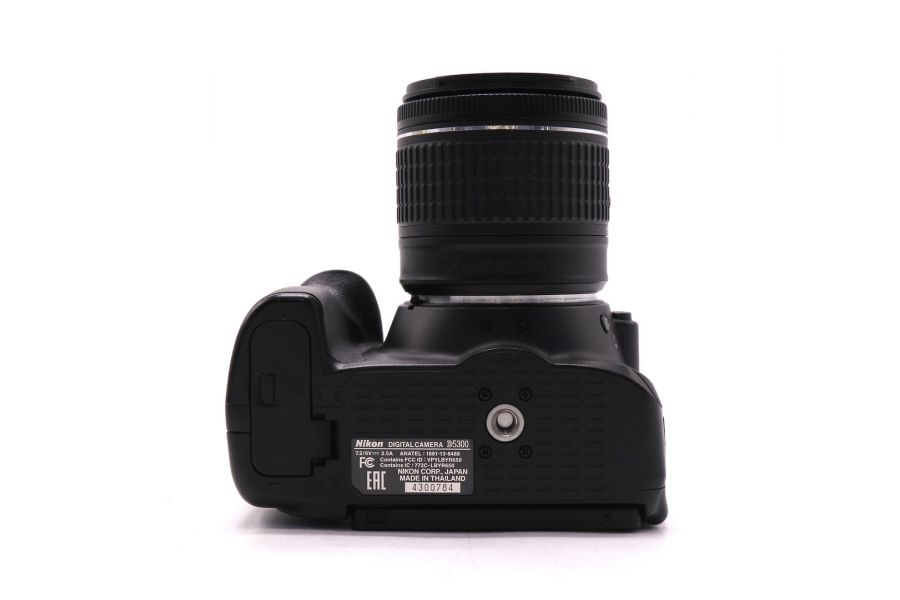 Nikon D5300 kit в упаковке (пробег 13000 кадров)
