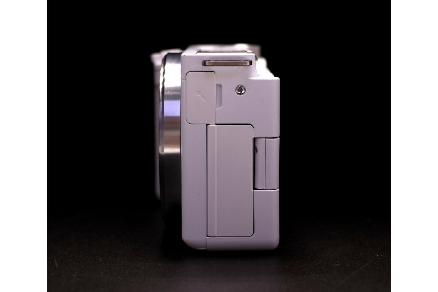 Фотокамера Sony ZV-E10 body (пробег 2945 кадров)