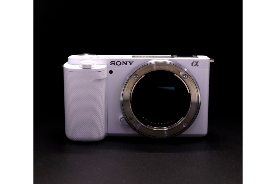 Фотокамера Sony ZV-E10 body (пробег 2945 кадров)