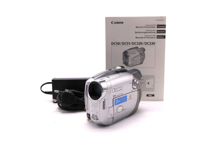 Видеокамера компактная цифровая Canon DC230