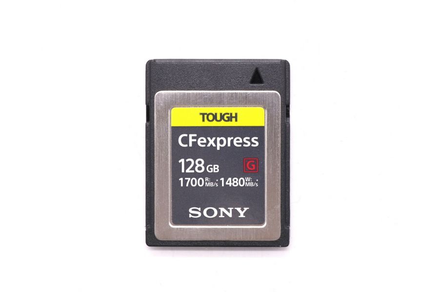 Карта памяти Sony CFexpress Type B 128GB CEB-G128 в упаковке