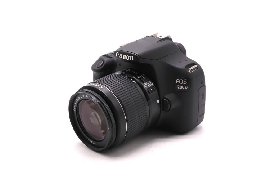 Canon EOS 1200D kit (пробег 7080 кадров)