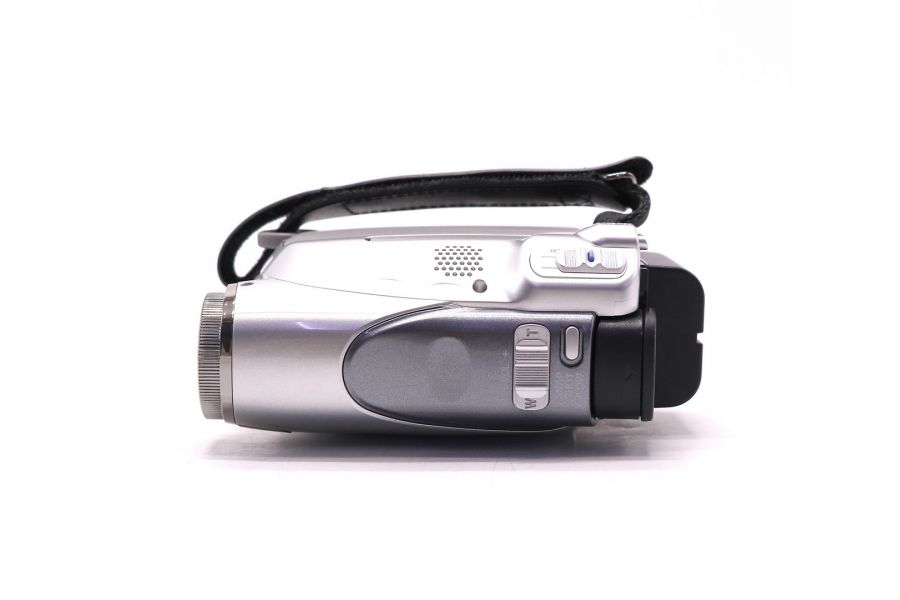 Цифровая Видеокамера формата MiniDV JVC GR-D290E