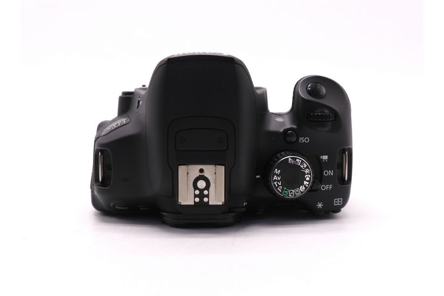 Canon EOS 650D body (пробег 13360 кадров)