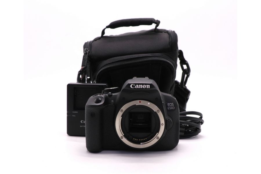 Canon EOS 650D body (пробег 13360 кадров)