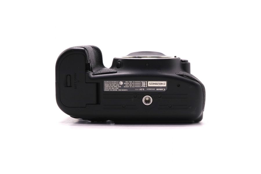 Canon EOS 6D Mark II body (пробег 16870 кадров)
