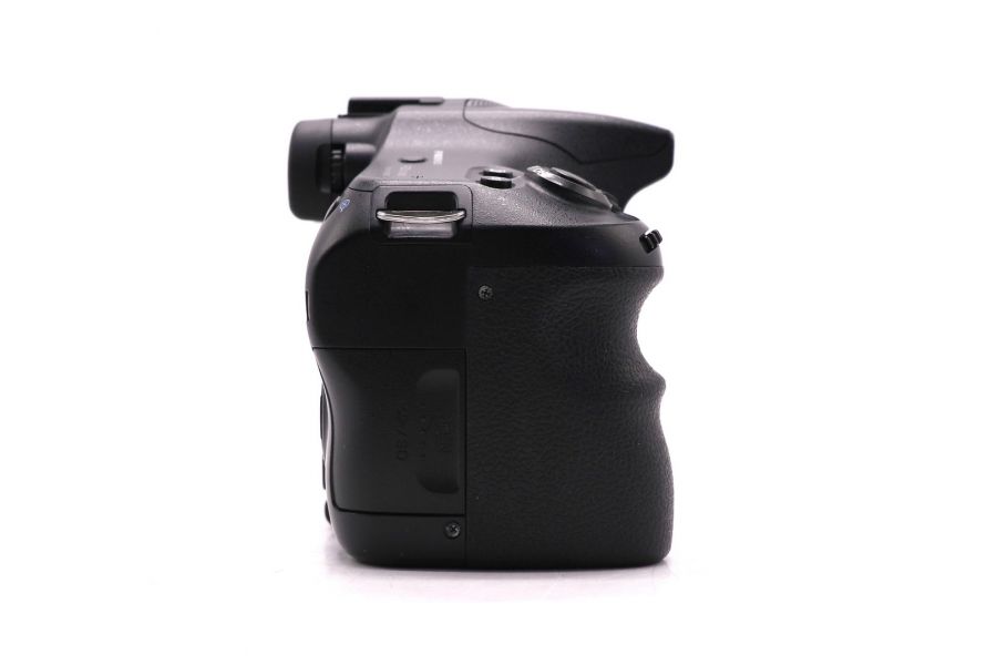 Фотоаппарат Sony A65 body (пробег 20860 кадров)