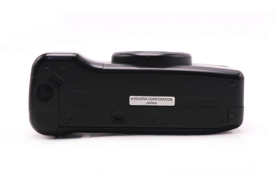 Компактная зум-камера Yashica EZ Zoom 105