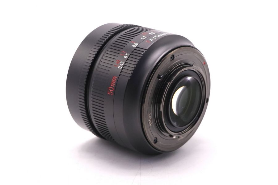 Мануальный объектив 7Artisans 50mm f/0.95 для Micro 4/3