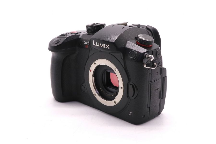 Panasonic Lumix DC-GH5S body (пробег 9820 кадров)