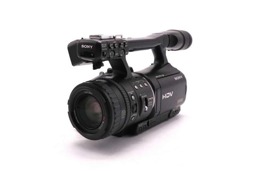 Цифровая профессиональная видеокамера Sony HVR-V1E
