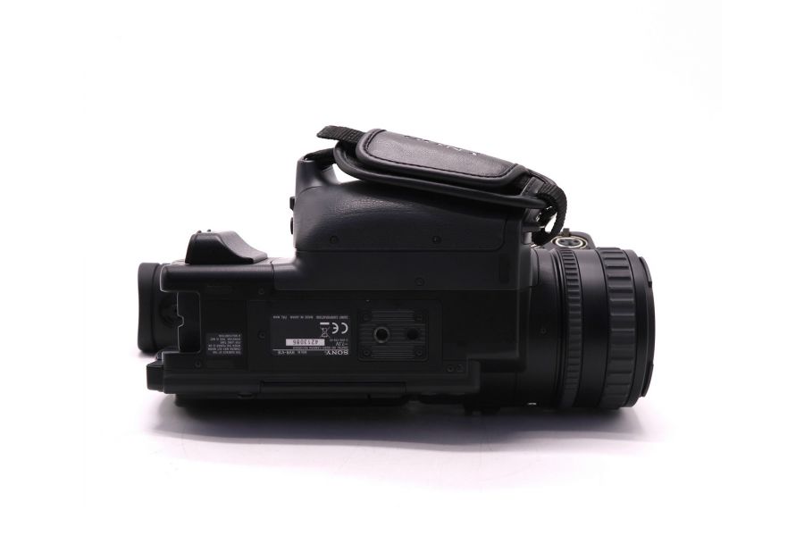 Цифровая профессиональная видеокамера Sony HVR-V1E