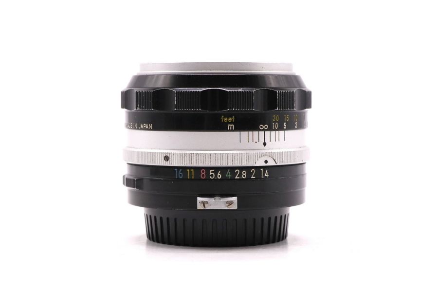 Объектив мануальный Nikon 50mm f/1.4 Nikkor-S