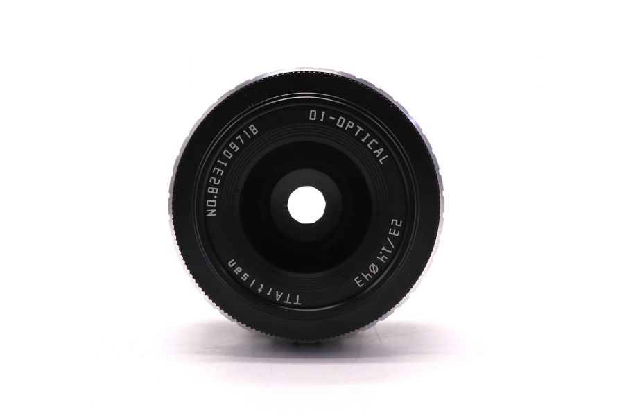 Объектив TTArtisan 23mm f/1.4 Canon EOS M в упаковке