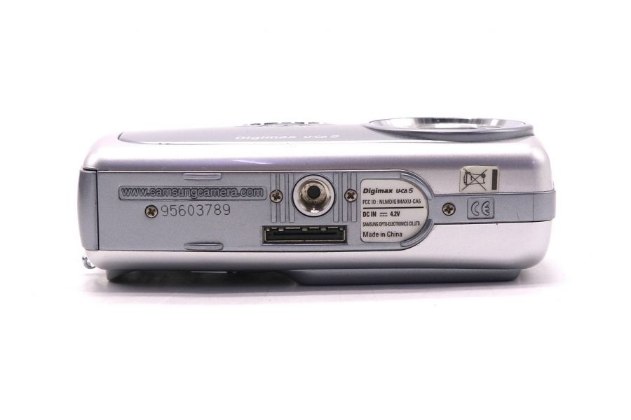 Фотоаппарат Samsung Digimax U-CA5 в упаковке