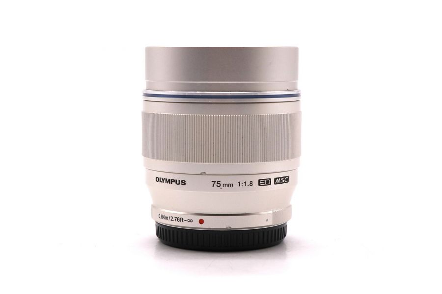 Olympus M.Zuiko Digital 75mm f/1.8 ED MSC серебристый