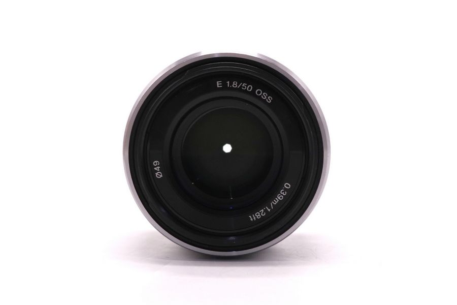 Портретный Sony 50mm f/1.8 OSS (SEL-50F18) в упаковке