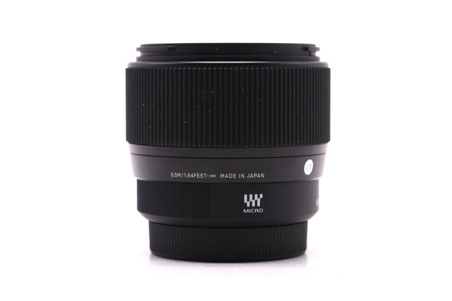 Sigma 56mm f/1.4 DC DN Contemporary for Micro 4/3 в упаковке