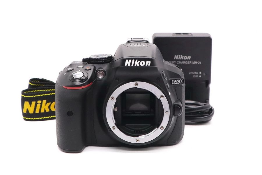 Nikon D5300 body (пробег 13635 кадров)